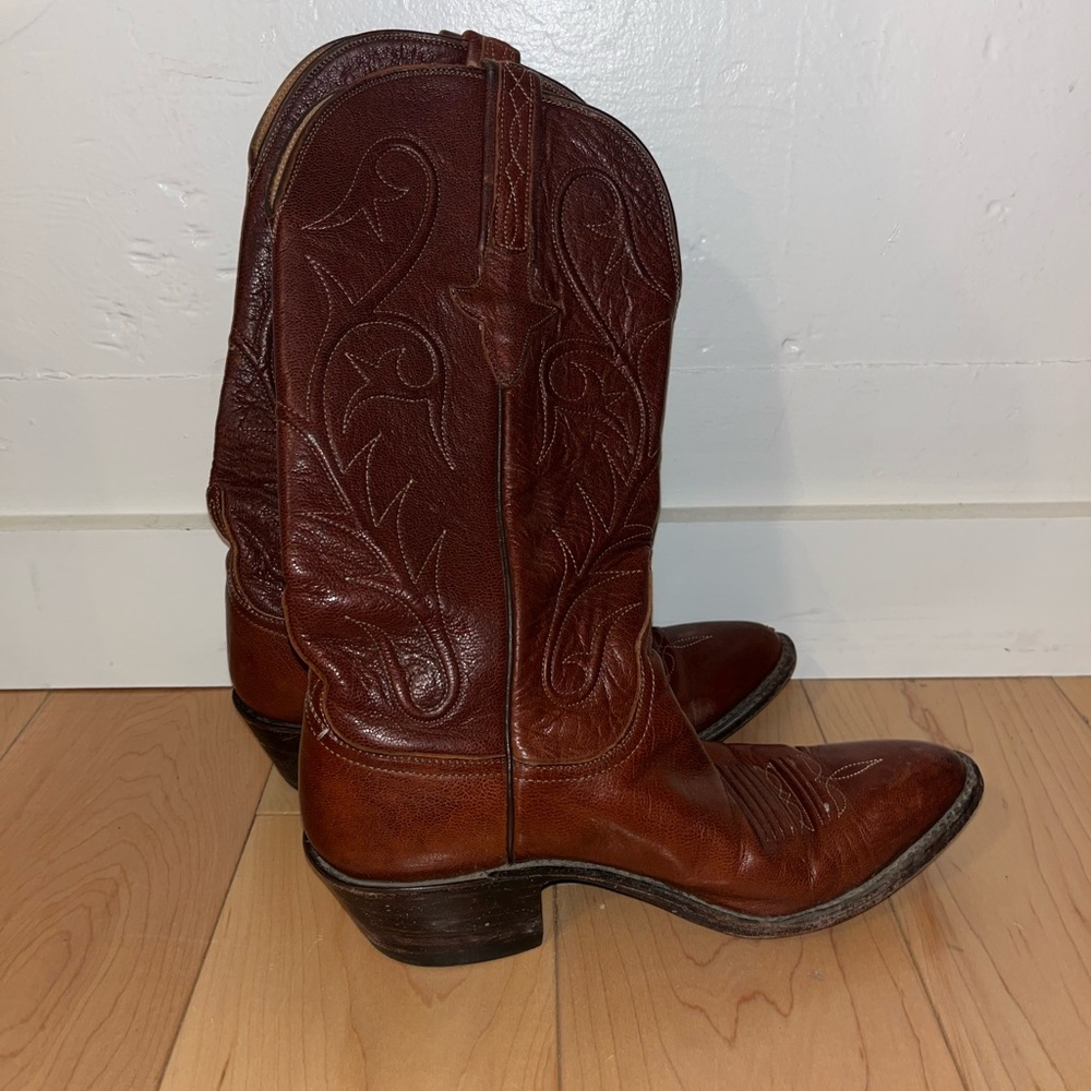 Women’s Lucchese boots size 7 - Picture 2 of 2